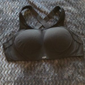 Victoria Secret VSX Sport Bra 38C